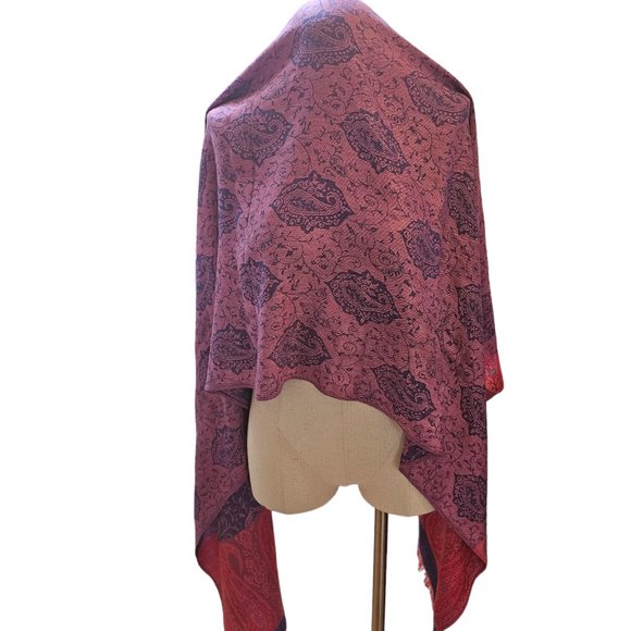 Gorgeous Pink and Purple Pashmina Scarf - Picture 6 of 7